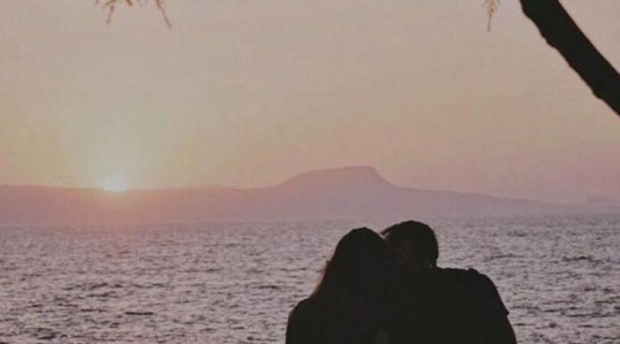 在夜深人静的时候想起了他