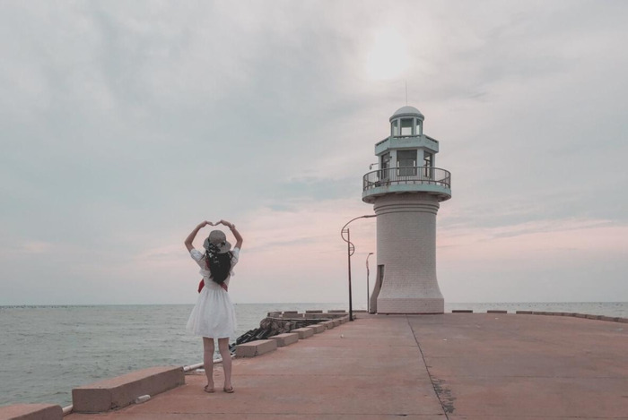 伤心的城市的句子