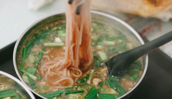 老仓醋米线做法配方【云南老仓醋米线】