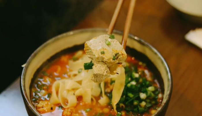 老仓醋米线做法配方【云南老仓醋米线】