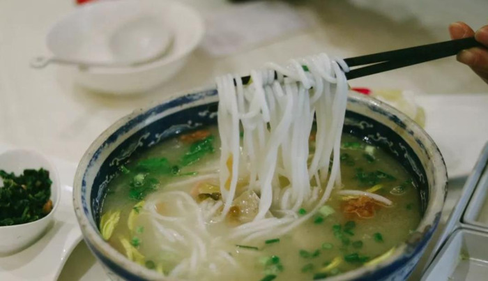 老仓醋米线做法配方【云南老仓醋米线】