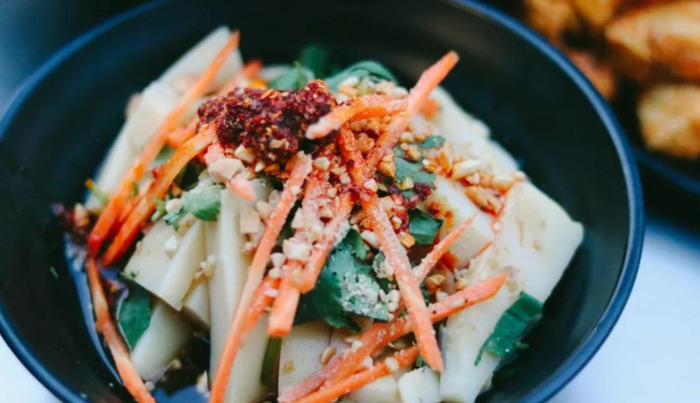 老仓醋米线做法配方【云南老仓醋米线】