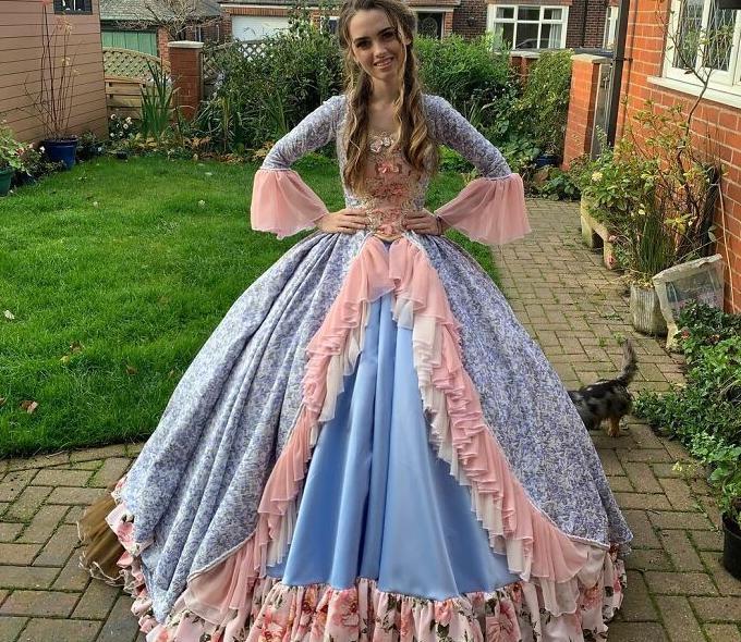 衣服设计图案【芭比娃娃衣服设计图】