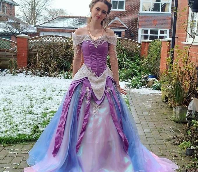 衣服设计图案【芭比娃娃衣服设计图】