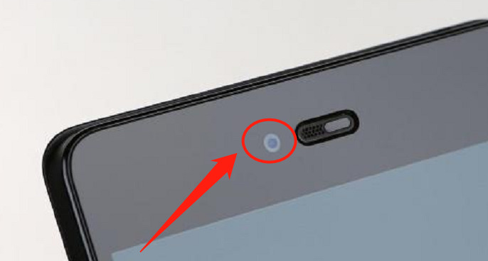 手机屏幕老是一闪一闪的什么情况【手机屏幕闪屏是什么原因】