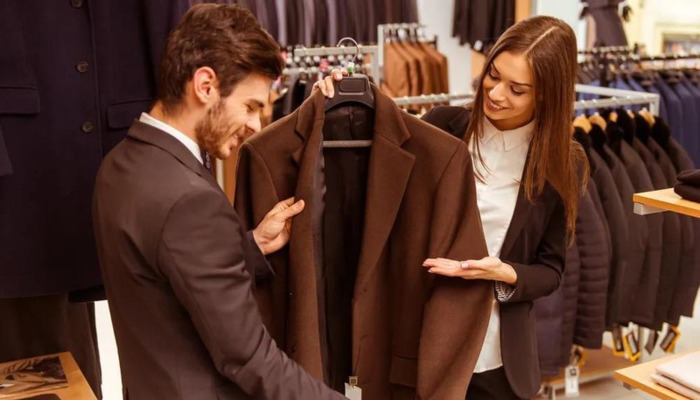 做导购员销售技巧说怎么样的话语【服装导购员销售技巧和话术总结】