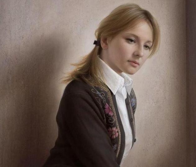 油画人物作品高清图片【人物油画作品图片】