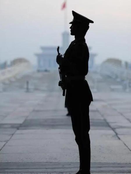 武警肩章级别图连长【武警肩章级别图 士官】