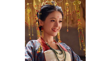 那些为了不忘记前生的爱人，孟婆只好给他们做了记号