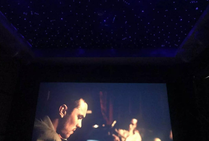 私人电影院什么样子【私人电影院是啥意思】