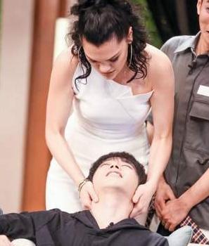 金典有机奶广告代言人是谁【金典有机奶广告歌曲】