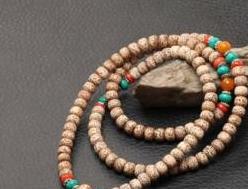 星月菩提佩戴的功效与作用【佩戴星月菩提对身体有什么好处】