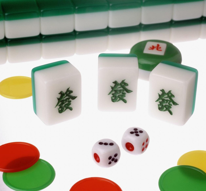 麻将的抓牌和打牌方向的方向不同【打麻将按什么方向抓牌】