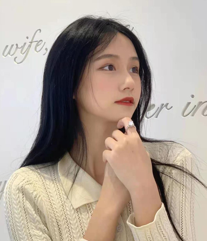 结婚戒指女方戴哪个手上【已婚女人戒指戴在哪个手指最适合】