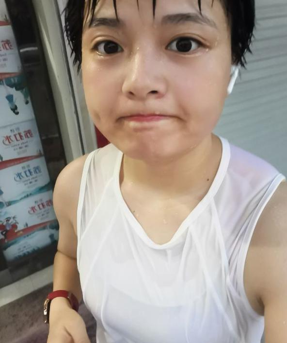 悲欢并不相通【分享情绪有什么用呢 人的悲欢并不相通】