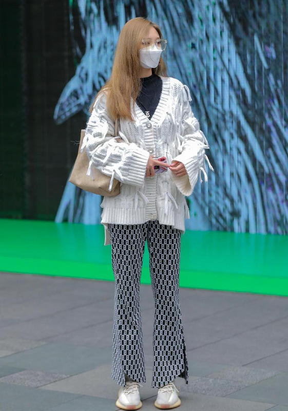 薄外套女春秋 百搭【薄外套里面穿毛衣吗】