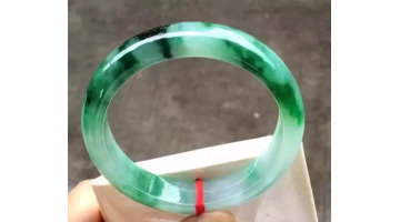 翡翠折射率1.66说明什么【翡翠折射率多少】