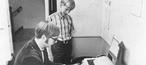 西瓜创客编程一年学费多少【西瓜创客少儿编程官网】