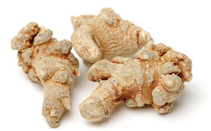 三七粉的功效和价格【三七粉的功效与作用及食用方法三七的价格】