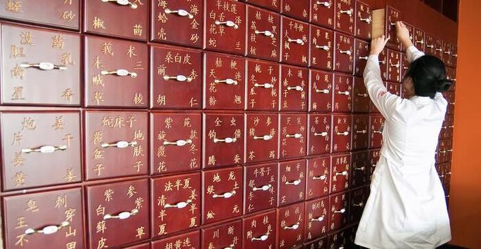 三七粉的功效和价格【三七粉的功效与作用及食用方法三七的价格】