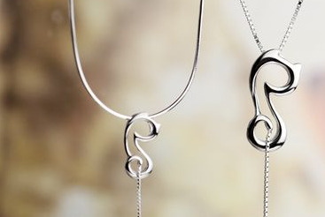 说是925纯银为什么是金色的?会掉色吗【真的925银会掉色吗】