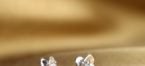 说是925纯银为什么是金色的?会掉色吗【真的925银会掉色吗】