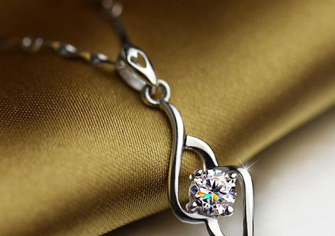 说是925纯银为什么是金色的?会掉色吗【真的925银会掉色吗】