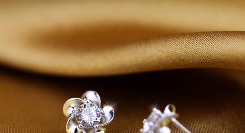 说是925纯银为什么是金色的?会掉色吗【真的925银会掉色吗】