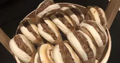 富婆快乐球快乐四件套【富婆快乐球是什么梗】