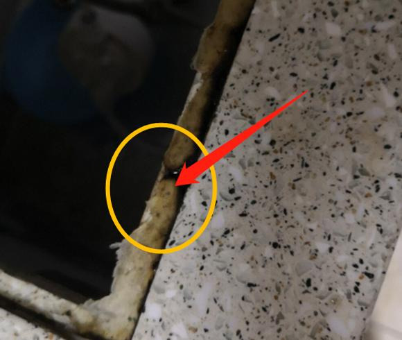 塑钢泥和玻璃胶哪个好施工【塑钢泥和玻璃胶哪个好用】