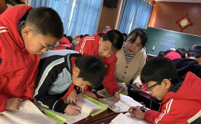 牛和鹅教学反思成功之处不足之处【牛和鹅教学反思课后反思】