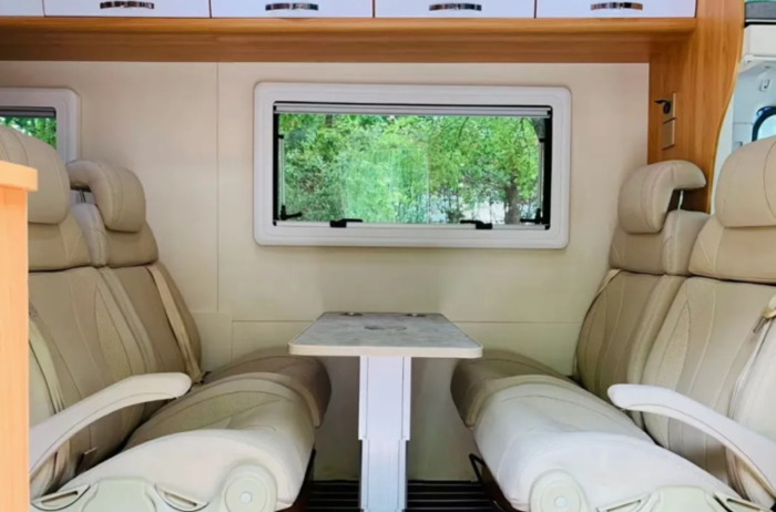 房车出租一天费用【房车出租价格表2020】