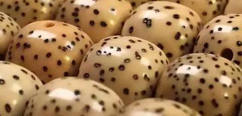 手上佛珠一般多少颗【手串佛珠一般多少颗,包含金珠】