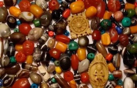 手上佛珠一般多少颗【手串佛珠一般多少颗,包含金珠】