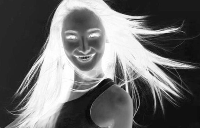 抠图怎么抠干净【抠图怎么抠头发丝】