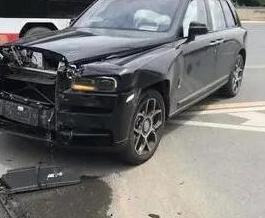 劳斯莱斯车牌标志【车标r是什么品牌的车劳斯莱斯图标】