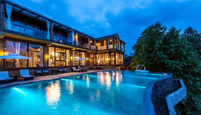 去张家界玩住哪里比较方便【张家界游玩住哪里合适】