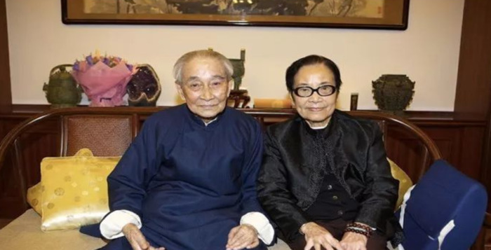 叶曼先生简介吃素【国学大师叶曼先生简介】