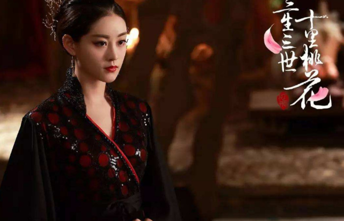 女追男后放弃男主反追的电视剧【校园女追男后放弃男主反追】