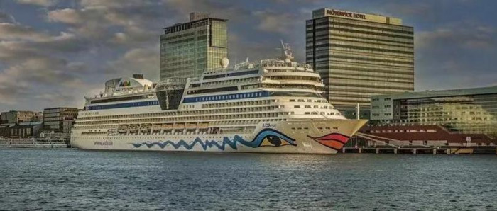 阿姆斯特丹是哪个国家的港口【阿姆斯特丹是哪个国家的机场】