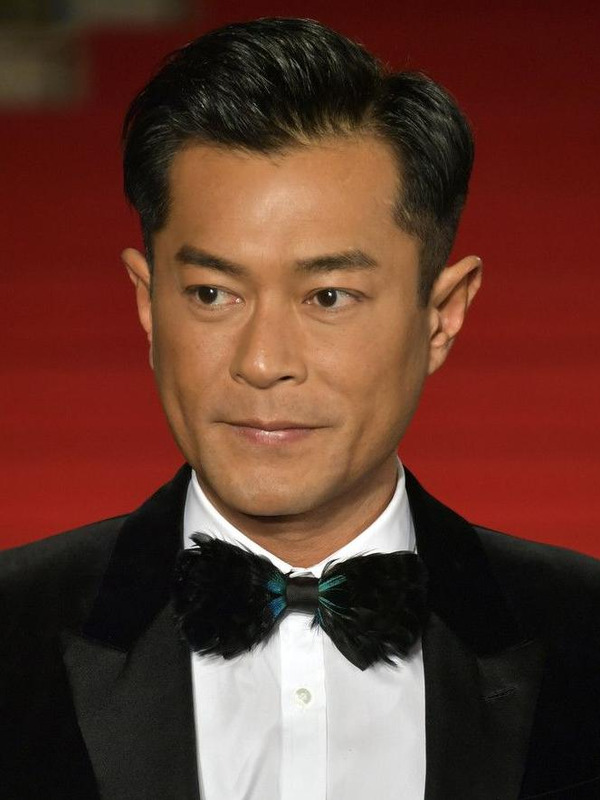 新建图层怎么变成白色【新建图层怎么导入图片】