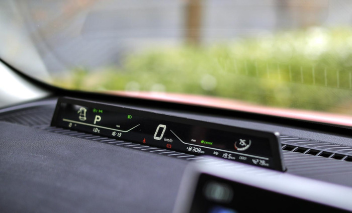 neta汽车粉色车【哪吒neta汽车】