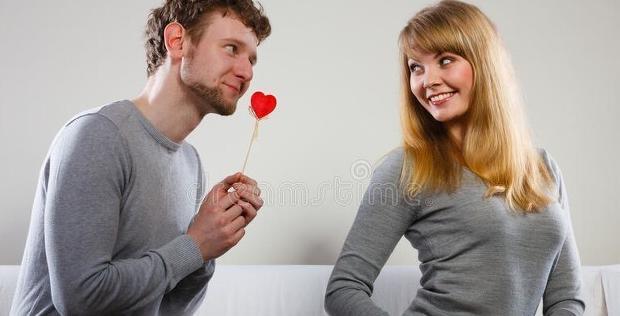 极度自卑的男人感情心理【男人性方面自卑有哪些表现】