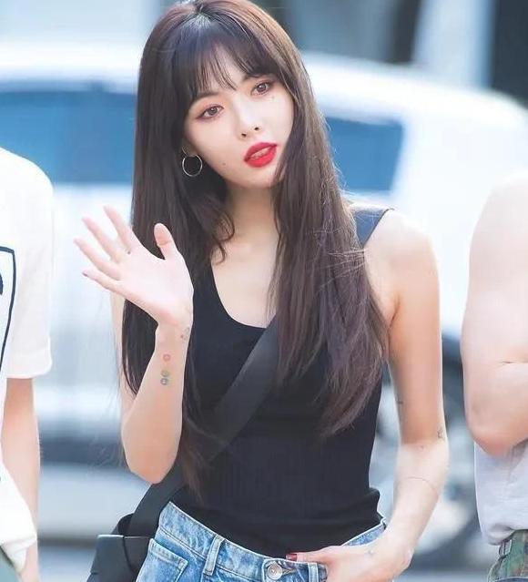 黑茶色染完掉色吗【染了黑茶色不好看】