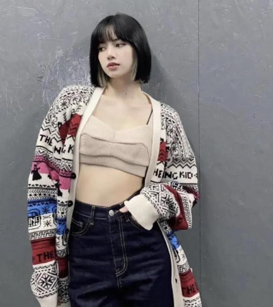 黑茶色染完掉色吗【染了黑茶色不好看】