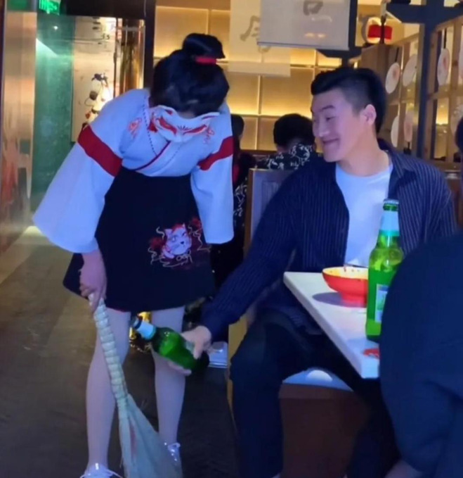 开瓶猫真面貌【开瓶猫真实照片】