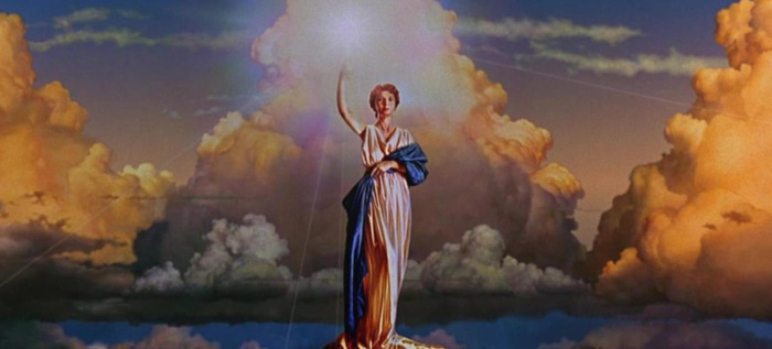 哥伦比亚影业片头火炬女神打人【美国索尼哥伦比亚影业】