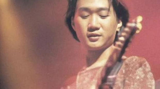 黄家驹个人资料和图片【黄家驹个人资料和图片高清】