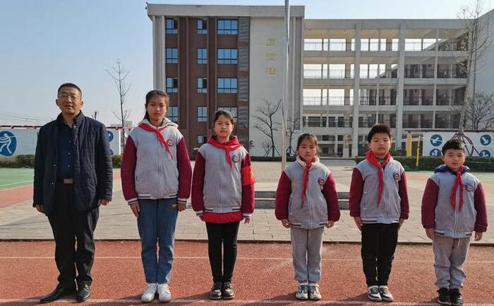 慈母情深课文图片【慈母情深课文朗读】