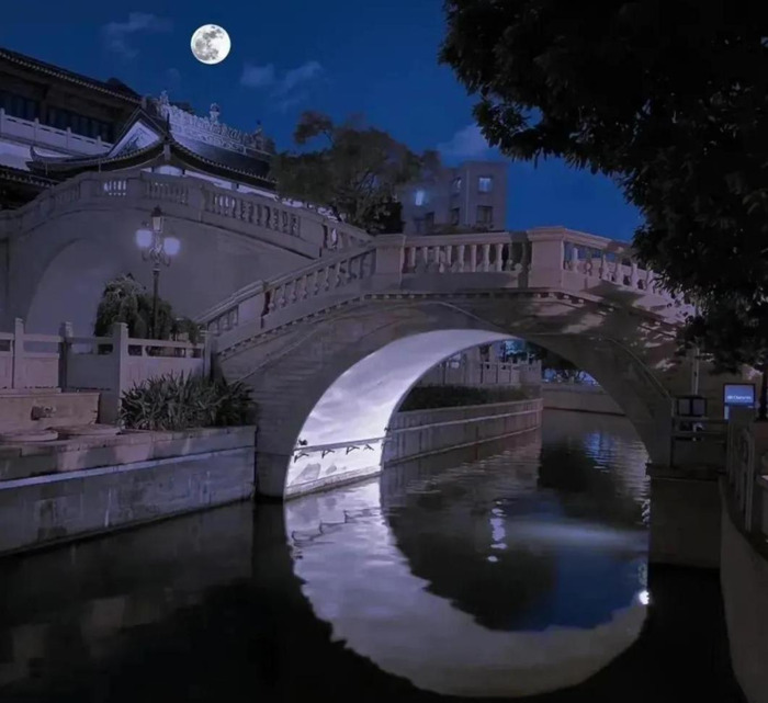 女生个性签名唯美简短【精致女孩的签名短句】